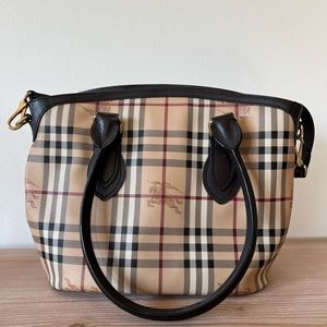 Burberry Haymarket Small Newfierl Tote, chocolate color